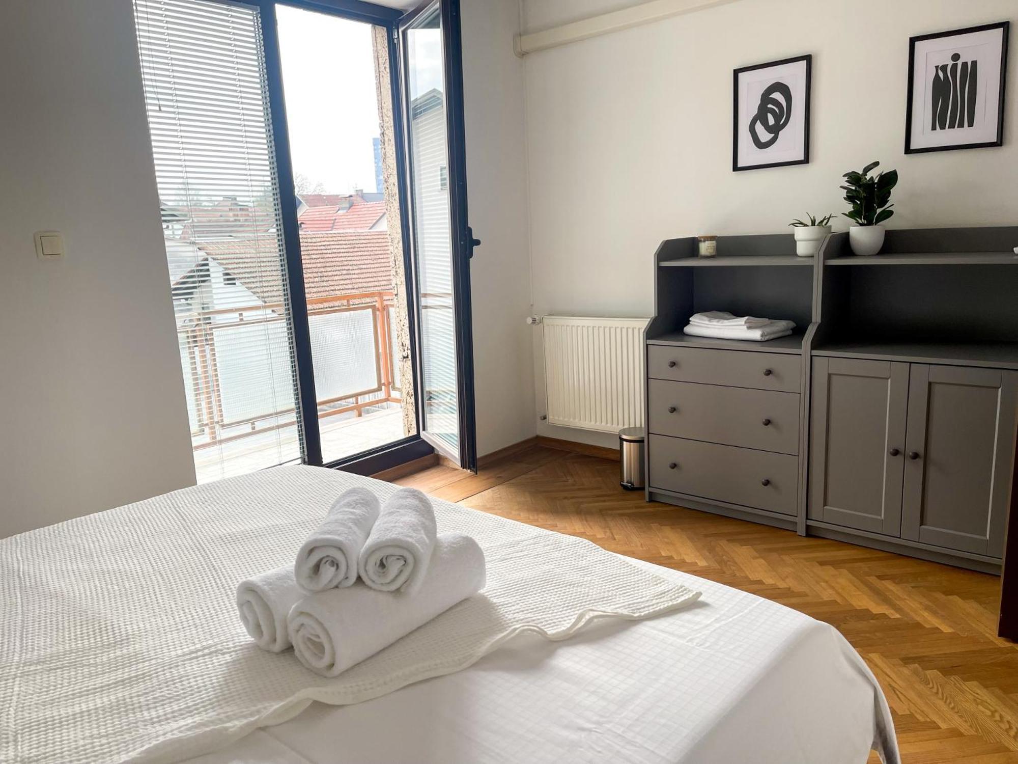 Spacious Cozy Apartment Ljubljana Exterior foto